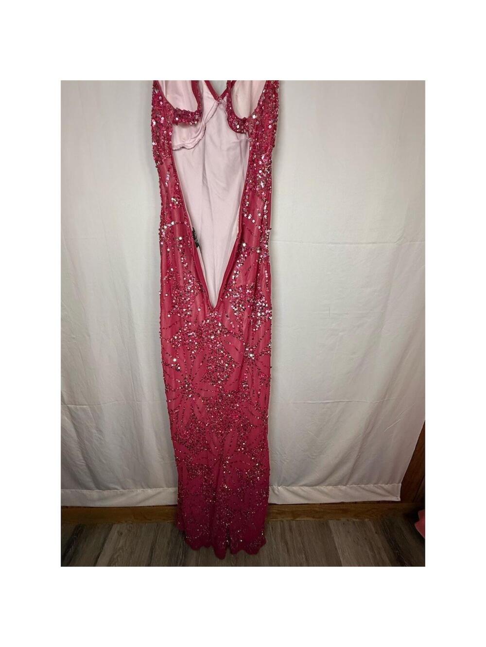 Adrianna Papell Gown Womens Size 8 Pink Sequin Halter Maxi Deep V Back Cutout - Picture 14 of 16
